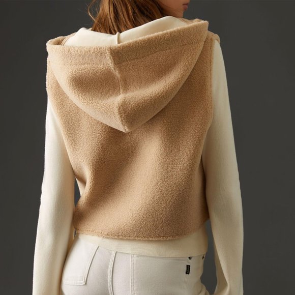 Pilcro Beige Crop Sherpa Vest – Cozy and Chic | One Size - Picture 3 of 6